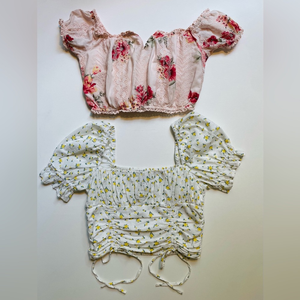 2 Cottagecore cotton croptops, feminine with puff sleeves and floral print.